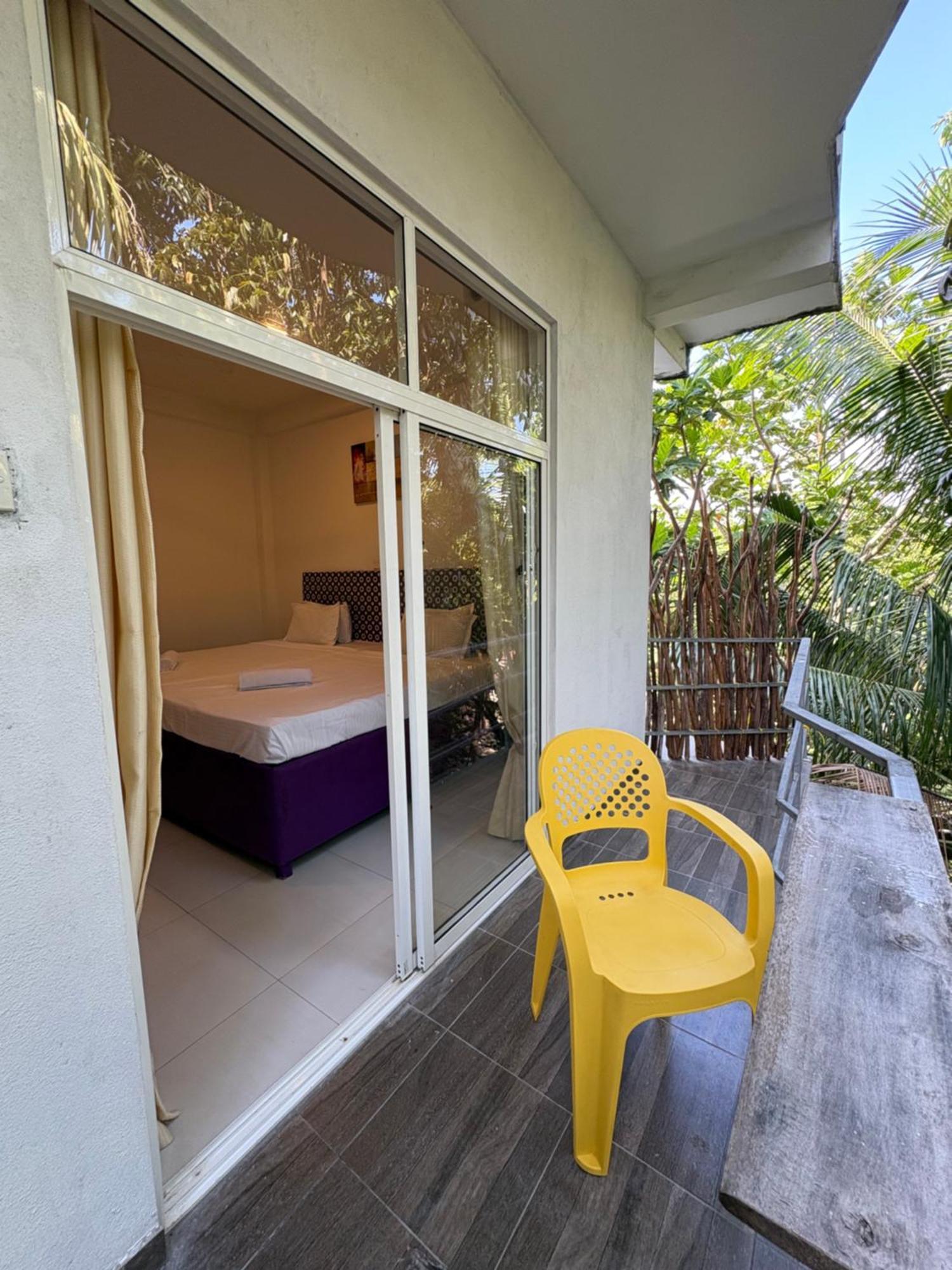 Wake N Flow, Weligama Ngoại thất bức ảnh