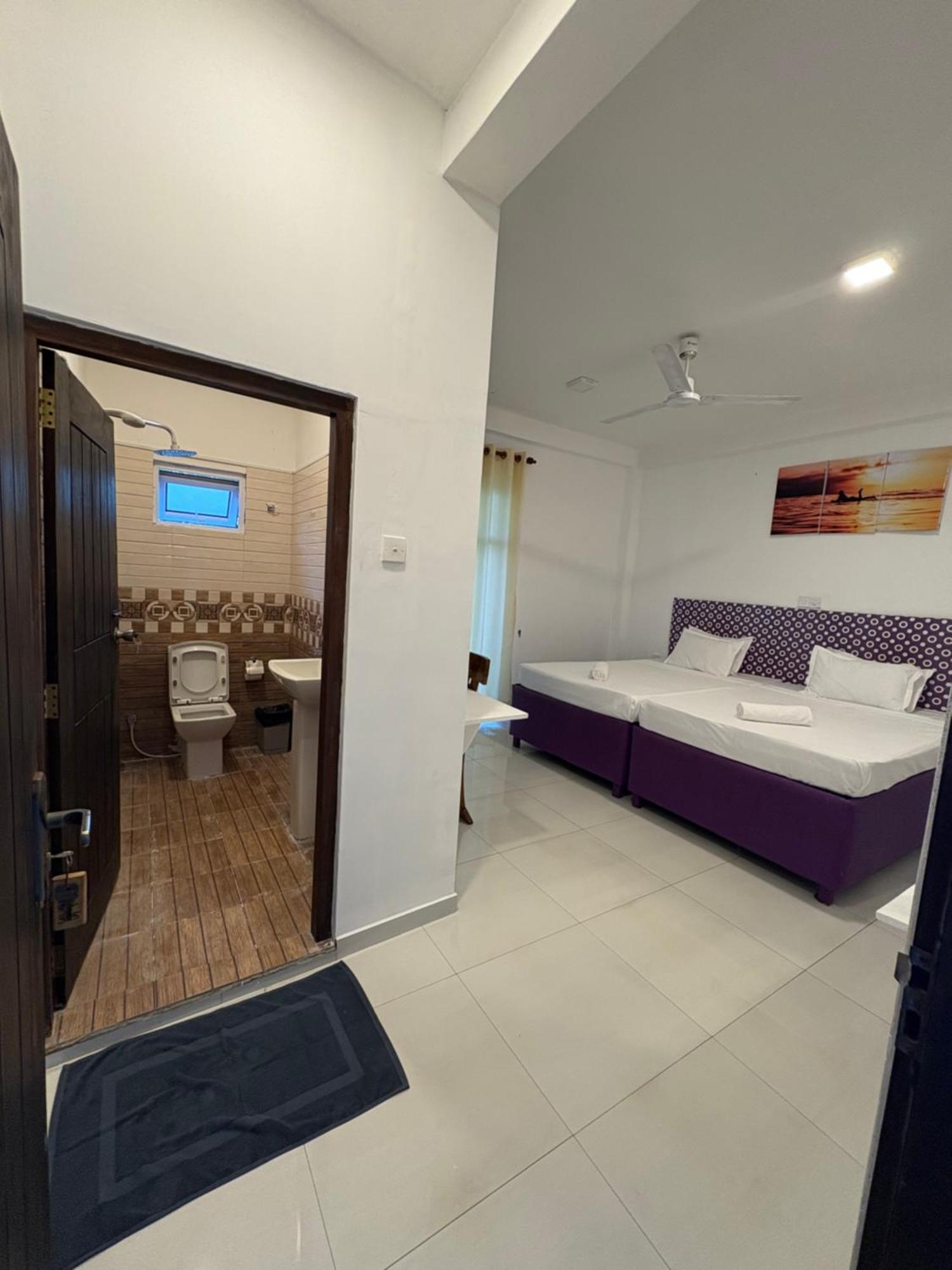 Wake N Flow, Weligama Ngoại thất bức ảnh