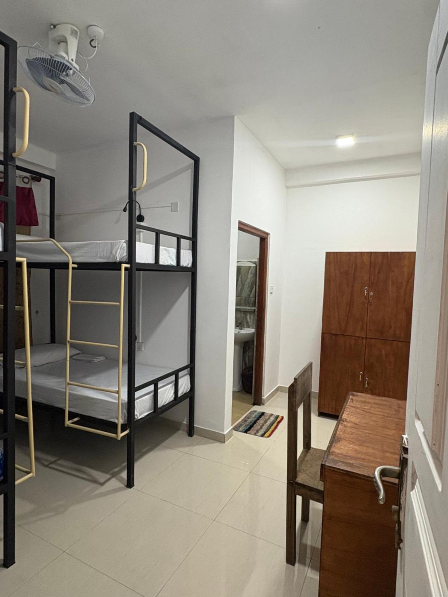 Wake N Flow, Weligama Ngoại thất bức ảnh