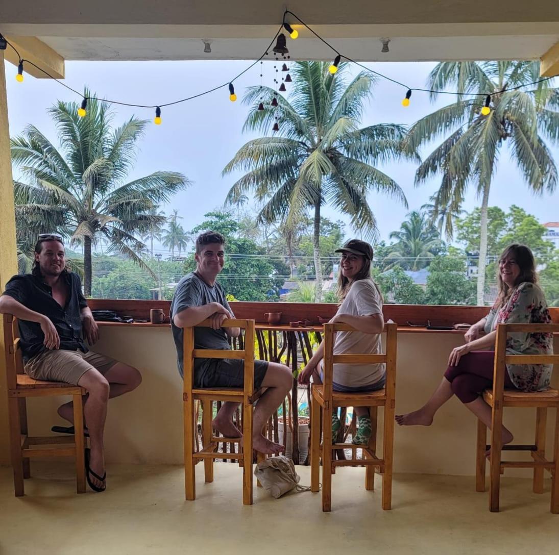 Wake N Flow, Weligama Ngoại thất bức ảnh